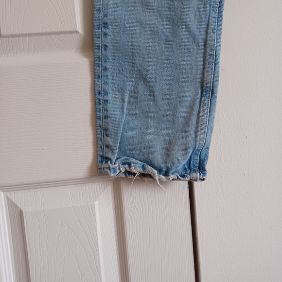 100% Cotton ZARA Women's 2 Light Blue Distressed Jeans, Straight Leg. Button Fly - Picture 3 of 16